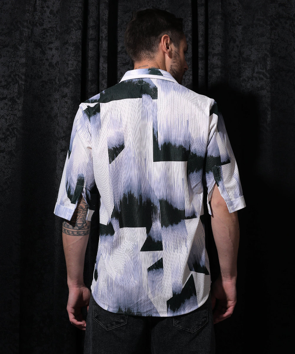 Lionies Green and White Print Casual Half Sleeve Shirt. Crafted from premium cotton, this lightweight shirt offers breathability and comfort for all-day wear. Buy At Just Rs.1,299