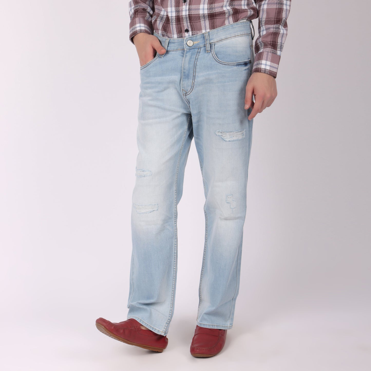🎁 Men’s Light Blue Distressed Straight Fit Jeans (100% off)