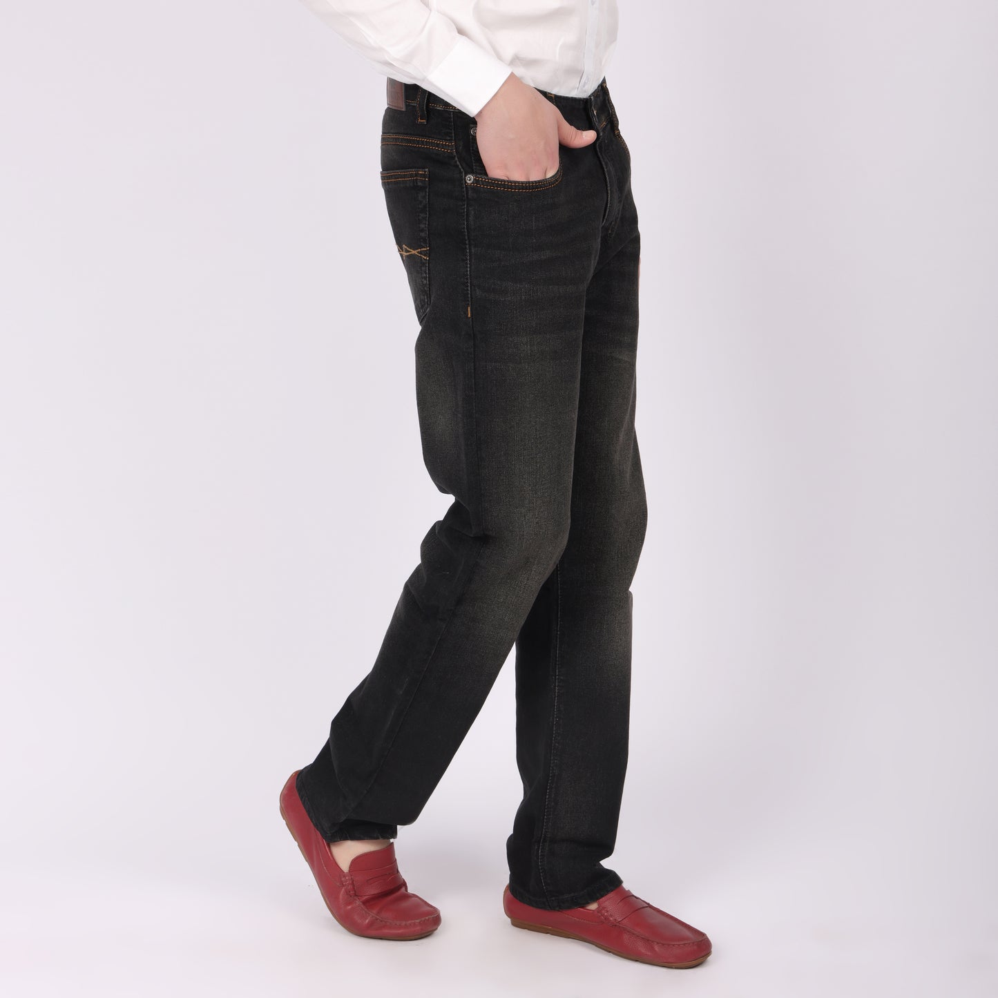 Men’s charcoal Distressed Straight Fit Jeans
