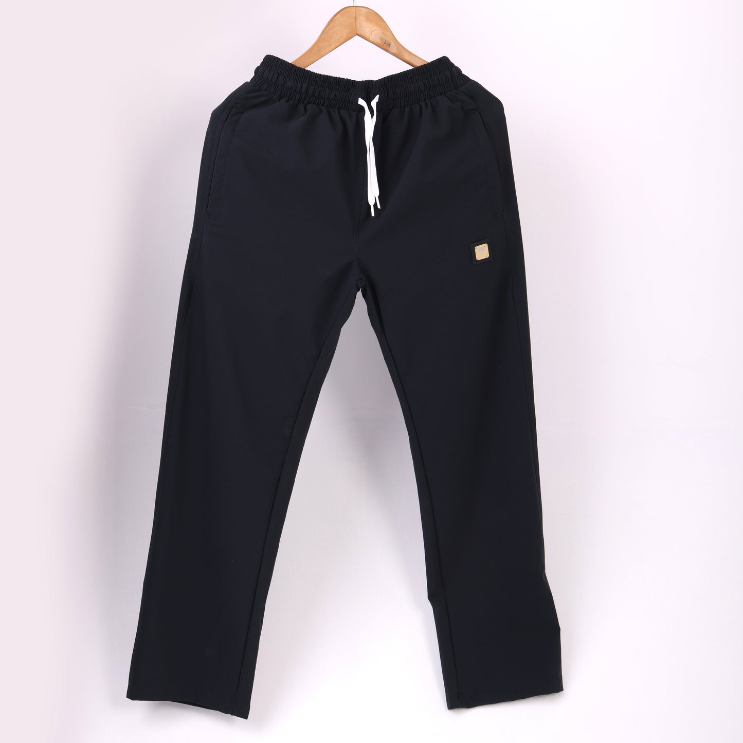 Lionies Classic Black Joggers – Minimal & Sleek