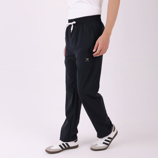 Lionies Classic Black Joggers – Minimal & Sleek