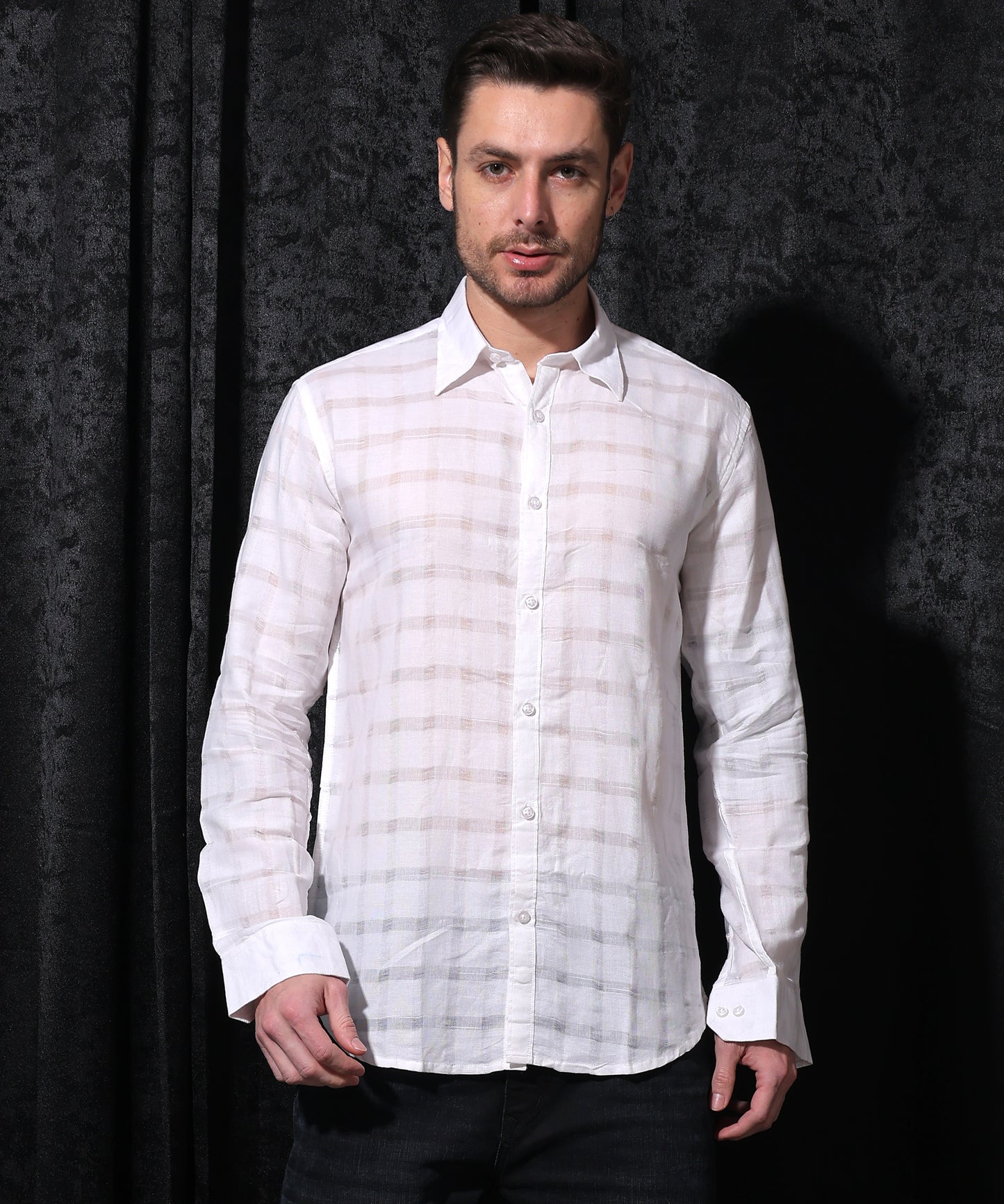Lionies Men Regular Fit White Checkered Casual Shirt