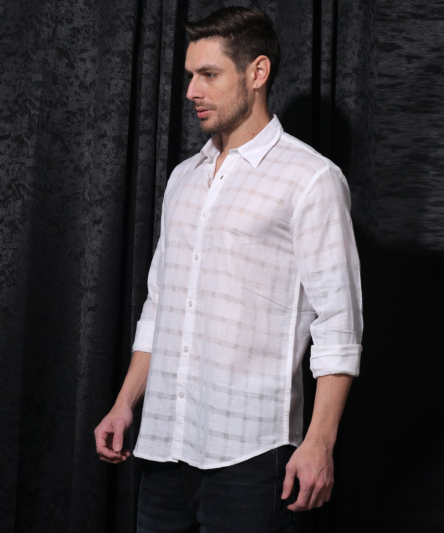 Lionies Men Regular Fit White Checkered Casual Shirt
